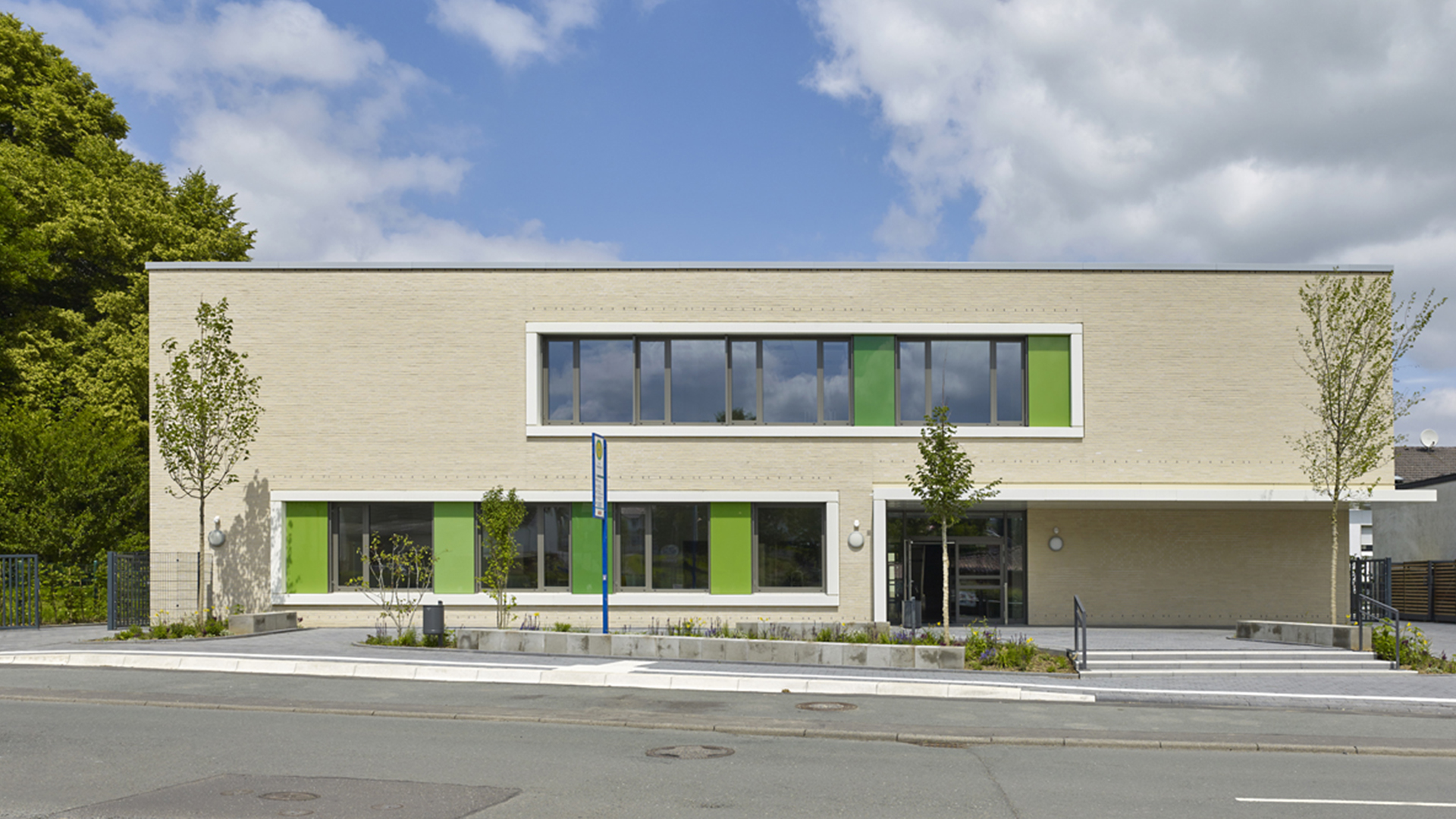 EXTENSION OF THE BURGWALD SCHOOL